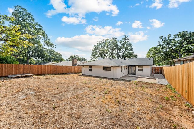 2109 Normandy Drive, Irving, TX 75060