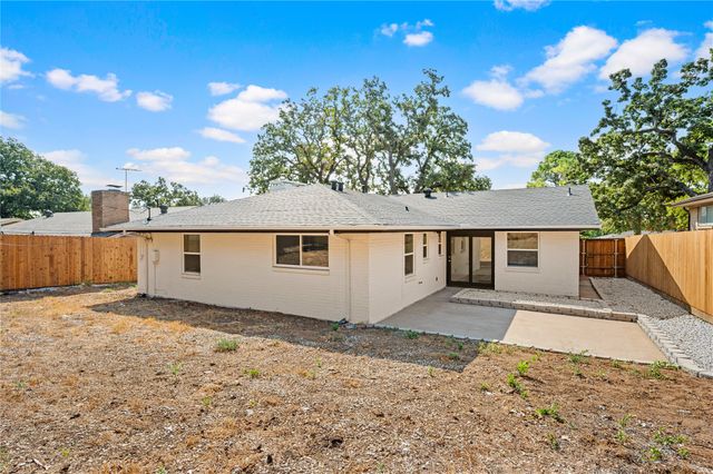 2109 Normandy Drive, Irving, TX 75060