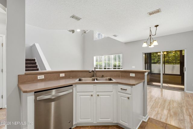 1705 CROSS PINES Drive, Fleming Island, FL 32003