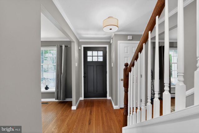 433 BRINTON LAKE RD, Thornton, PA 19373