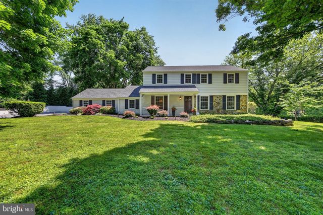 433 BRINTON LAKE RD, Thornton, PA 19373