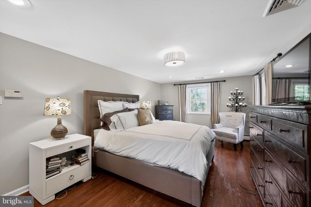 433 BRINTON LAKE RD, Thornton, PA 19373