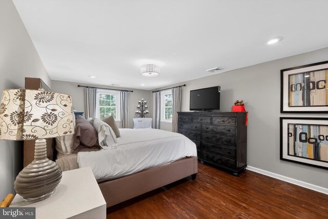 433 BRINTON LAKE RD, Thornton, PA 19373