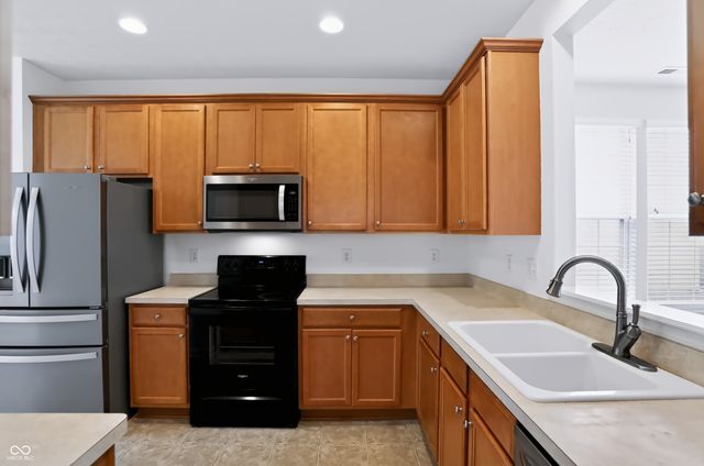 16001 Marsala Drive, Fishers, IN 46037
