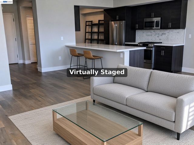 400 Mariners Island Blvd 115, San Mateo, CA 94404