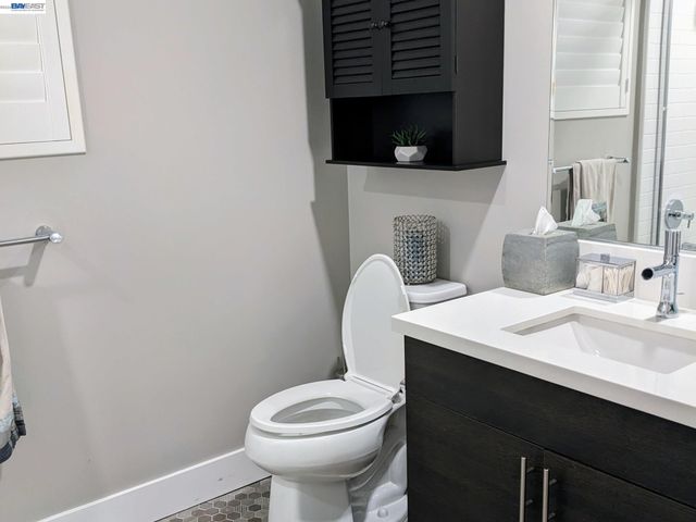 400 Mariners Island Blvd 115, San Mateo, CA 94404