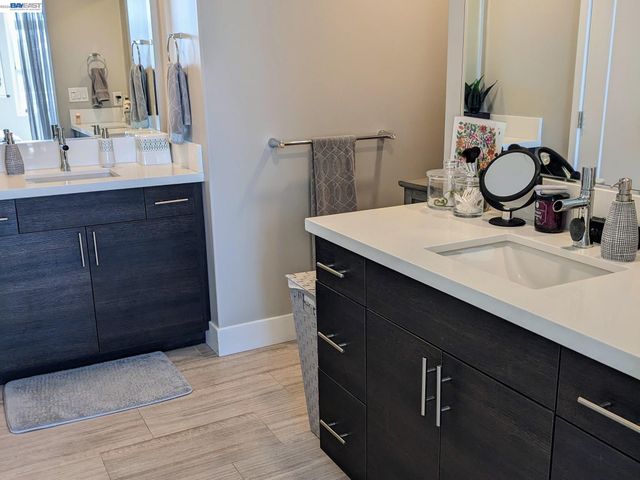 400 Mariners Island Blvd 115, San Mateo, CA 94404