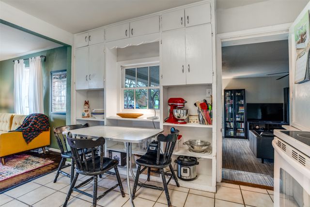 412 Oak Street, Mckinney, TX 75069