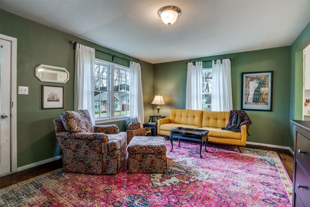 412 Oak Street, Mckinney, TX 75069