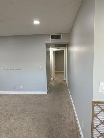 151 SW 135th Ter 313T, Pembroke Pines, FL 33027