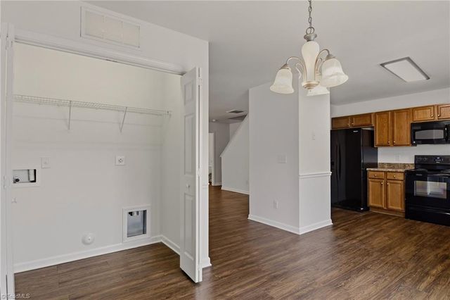 4020 Tarrant Trace Circle, High Point, NC 27265