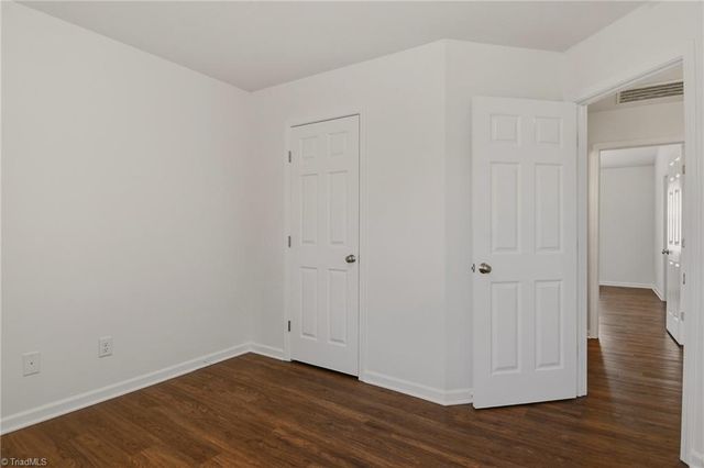 4020 Tarrant Trace Circle, High Point, NC 27265
