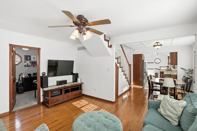 228 Wood Street, Crown Point, IN 46307