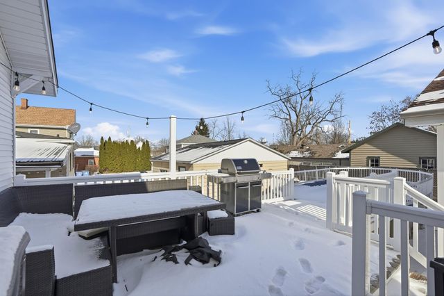 228 Wood Street, Crown Point, IN 46307