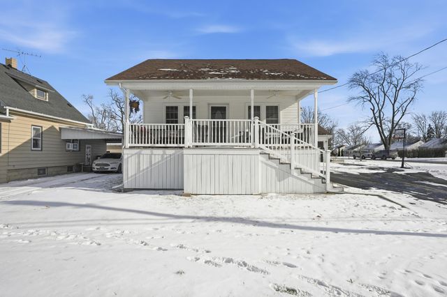 228 Wood Street, Crown Point, IN 46307