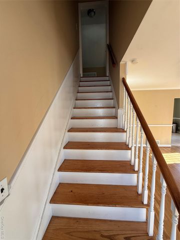 133 Wellington Street, Hempstead, NY 11550