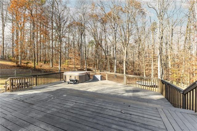 7720 Paces Lane, Gainesville, GA 30506