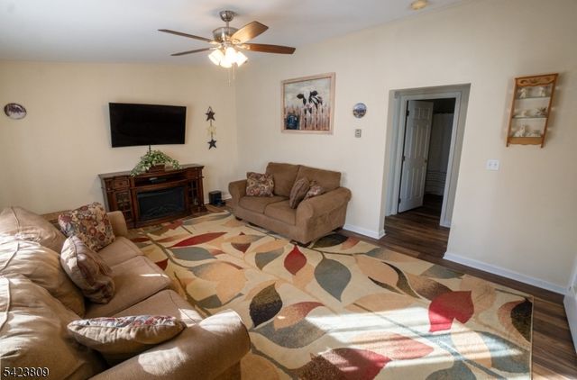 30 Buttzville Rd, White Twp., NJ 07863