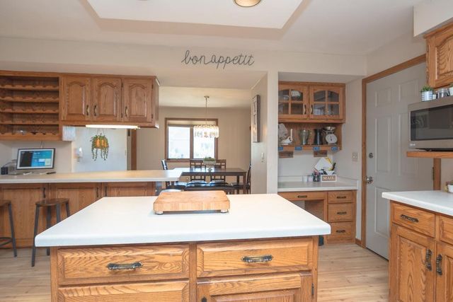 3601 S BOB O LINK LANE, Appleton, WI 54915