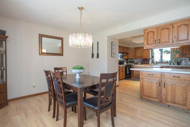 3601 S BOB O LINK LANE, Appleton, WI 54915