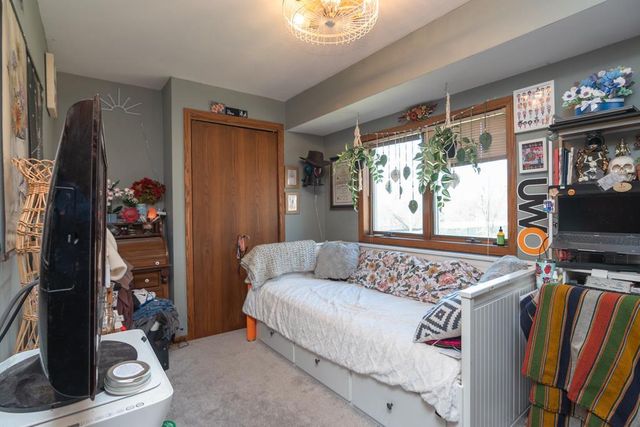 3601 S BOB O LINK LANE, Appleton, WI 54915