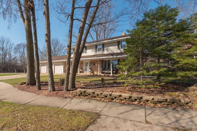 3601 S BOB O LINK LANE, Appleton, WI 54915