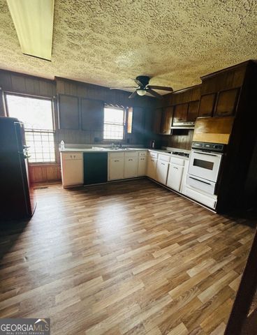3187 Stratford Drive, Macon, GA 31211