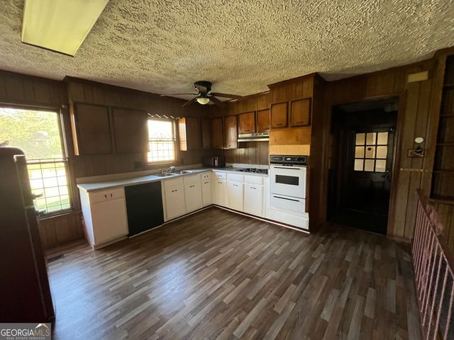 3187 Stratford Drive, Macon, GA 31211