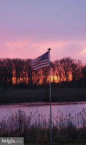 153 LAKESIDE AVE, Franklinville, NJ 08322
