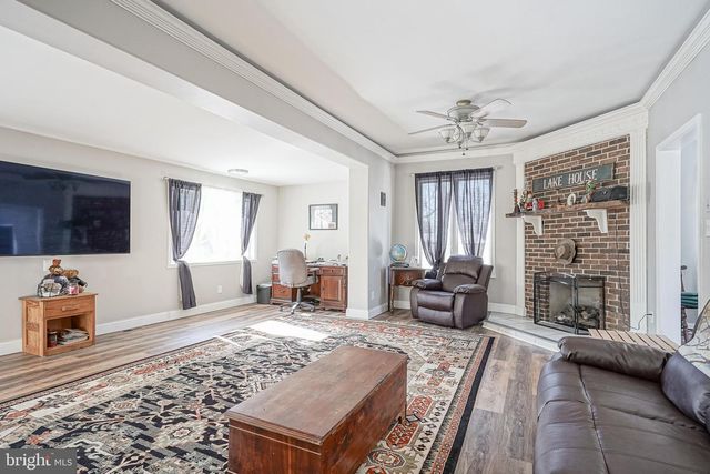 153 LAKESIDE AVE, Franklinville, NJ 08322