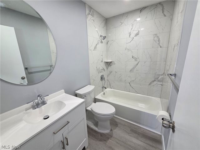 5463 Millwood Lane 42-C, Willoughby, OH 44094