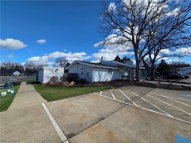 5463 Millwood Lane 42-C, Willoughby, OH 44094