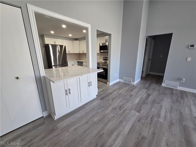 5463 Millwood Lane 42-C, Willoughby, OH 44094