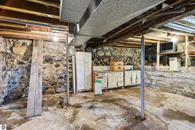 10981 Madison Road, Elwell, MI 48832