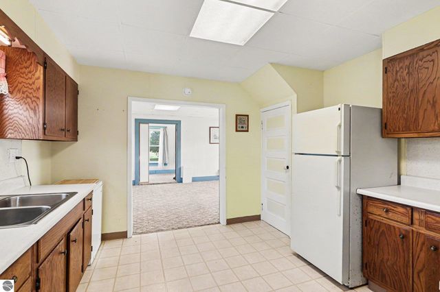 10981 Madison Road, Elwell, MI 48832