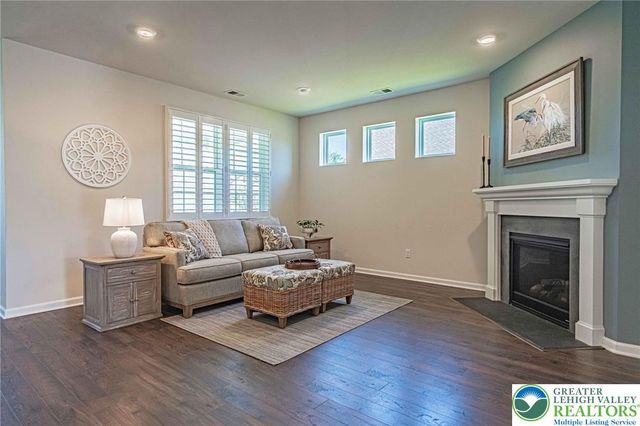 7887 Keystone Drive, Upper Macungie Twp, PA 18031
