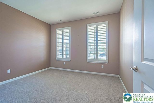 7887 Keystone Drive, Upper Macungie Twp, PA 18031