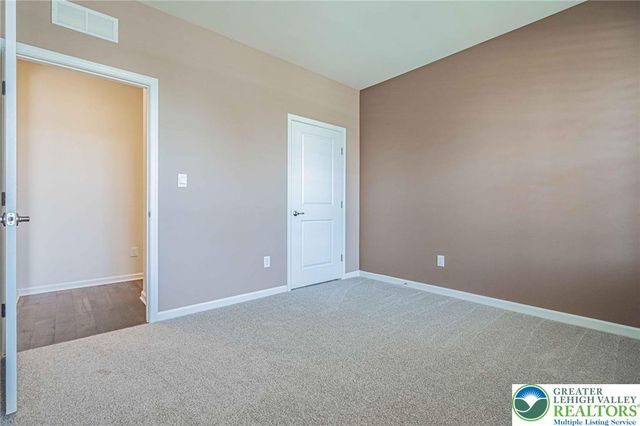 7887 Keystone Drive, Upper Macungie Twp, PA 18031
