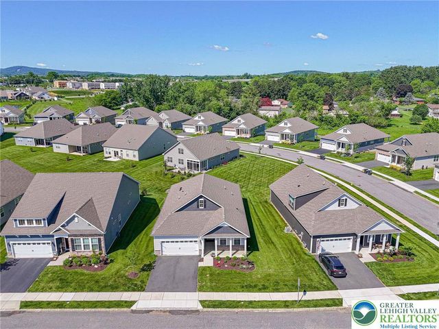 7887 Keystone Drive, Upper Macungie Twp, PA 18031
