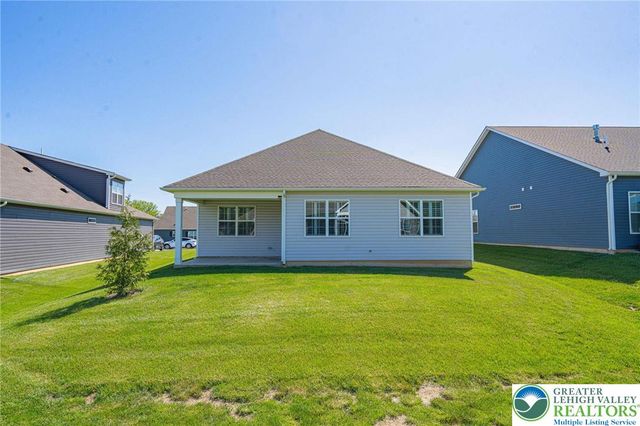 7887 Keystone Drive, Upper Macungie Twp, PA 18031