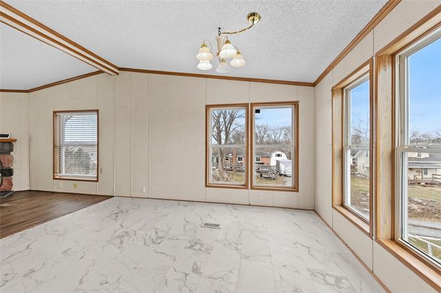 107 Indigo, Mt Pleasant Twp, PA 15666