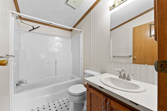 107 Indigo, Mt Pleasant Twp, PA 15666