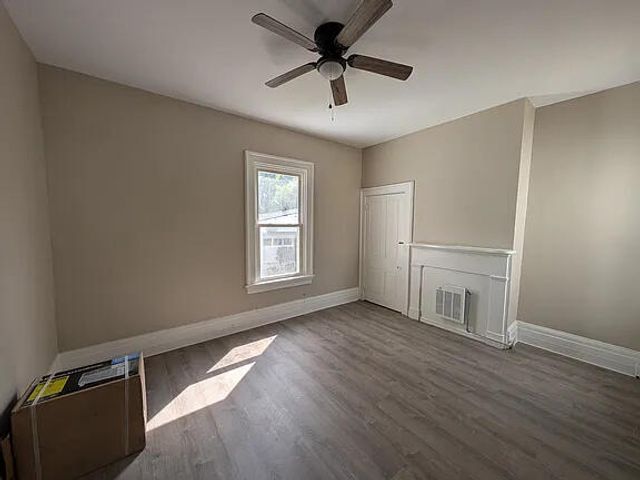 254 Mount Airy Avenue, Paris, KY 40361