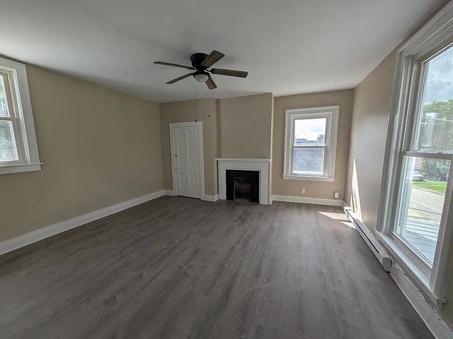 254 Mount Airy Avenue, Paris, KY 40361