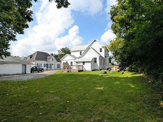 254 Mount Airy Avenue, Paris, KY 40361