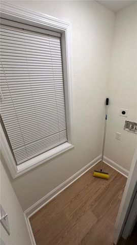 1735 Derry Avenue, Atlanta, GA 30310