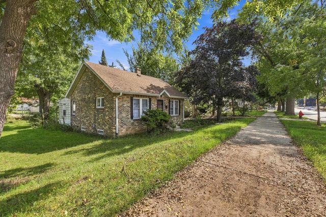 3364 S Chase AVENUE, Milwaukee, WI 53207