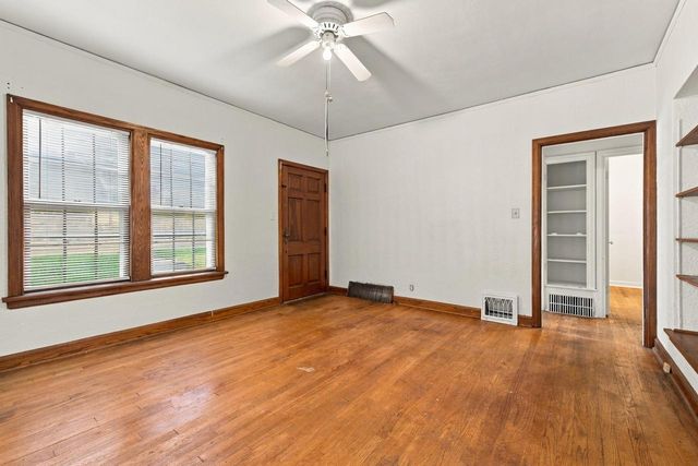 3364 S Chase AVENUE, Milwaukee, WI 53207