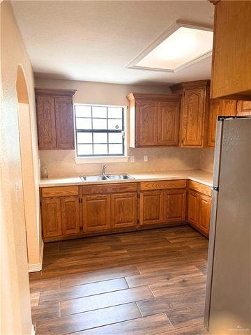 2037 Diaz Avenue, Mcallen, TX 78503