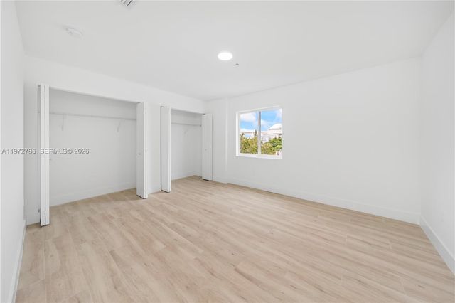 32 NW 14th Ave 1, Miami, FL 33125